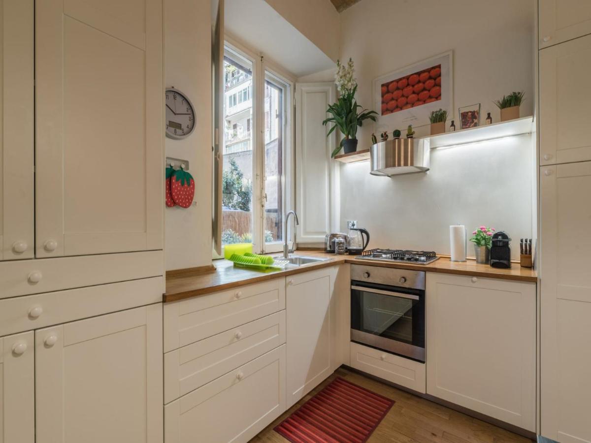 The Best Rent - Elegant Flat Near Colosseum روما المظهر الخارجي الصورة