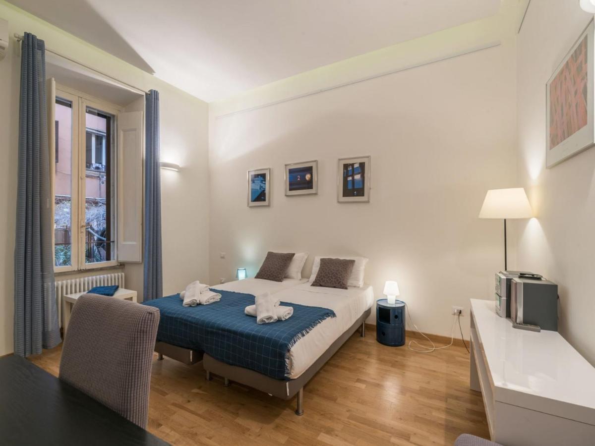 The Best Rent - Elegant Flat Near Colosseum روما المظهر الخارجي الصورة